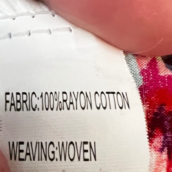 🌟 5 for $20 Gorgeous Floral Robe - Picture 6 of 6